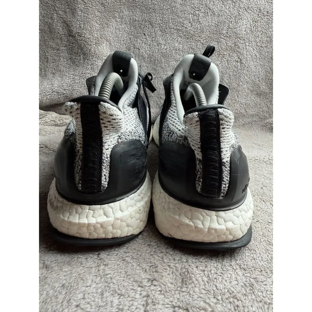 Adidas UltraBoost 1.0 